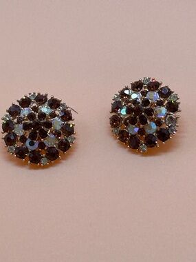 R30 Crown Trifari Elegant Gold and Brown Crystal Earrings